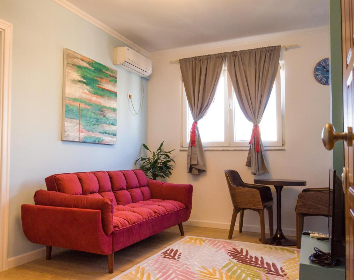 Bright Apartment Close To City Center Tirana Exteriör bild