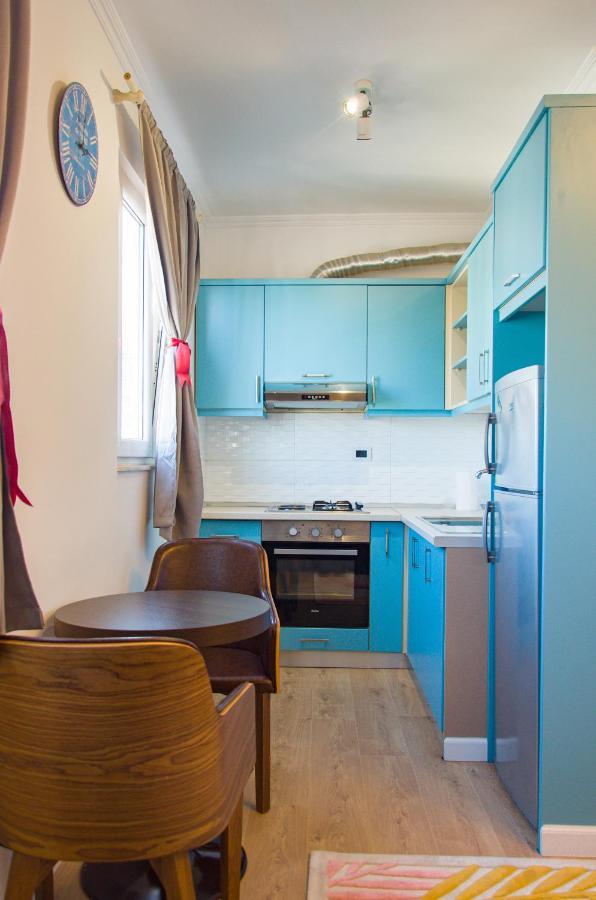Bright Apartment Close To City Center Tirana Exteriör bild