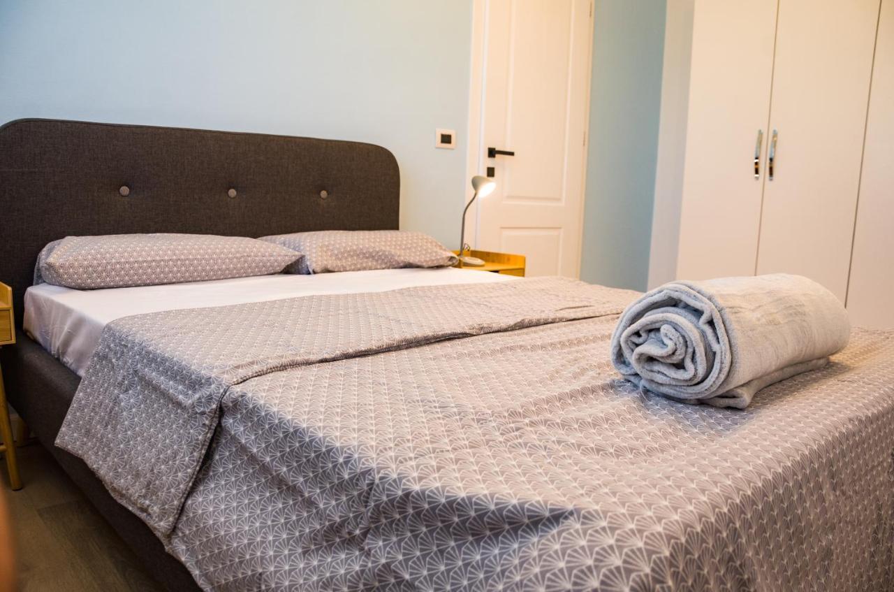 Bright Apartment Close To City Center Tirana Exteriör bild